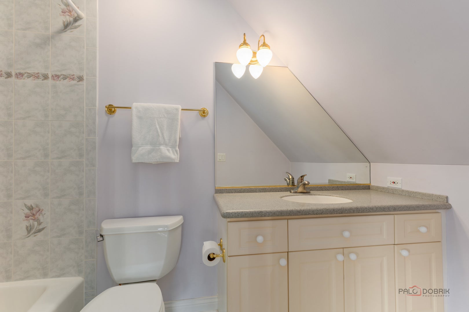 Wadsworth, Illinois, 60083, United States, 6 Bedrooms Bedrooms, ,10 BathroomsBathrooms,Residential,Active,1945842