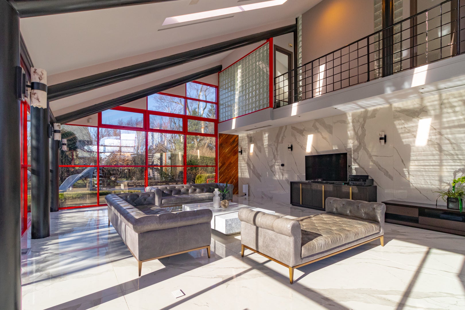 Northbrook, Illinois, 60062, United States, 6 Bedrooms Bedrooms, ,6 BathroomsBathrooms,Residential,Active,1929464