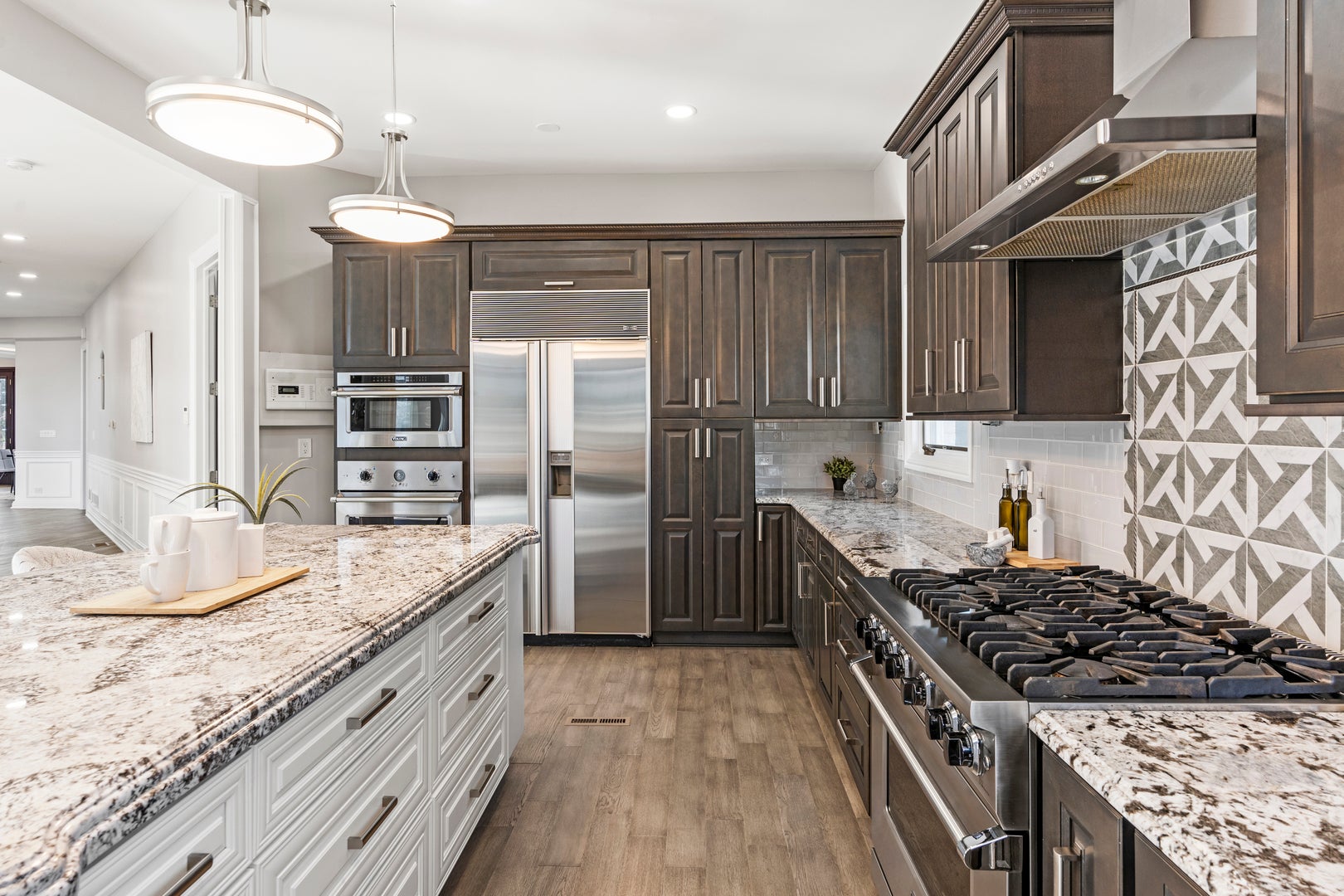 Frankfort, Illinois, 60423, United States, 7 Bedrooms Bedrooms, ,9 BathroomsBathrooms,Residential,Active,1945054