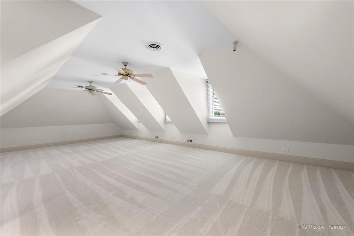 Lakewood, Illinois, 60014, United States, 3 Bedrooms Bedrooms, ,5 BathroomsBathrooms,Residential,Active,1968099