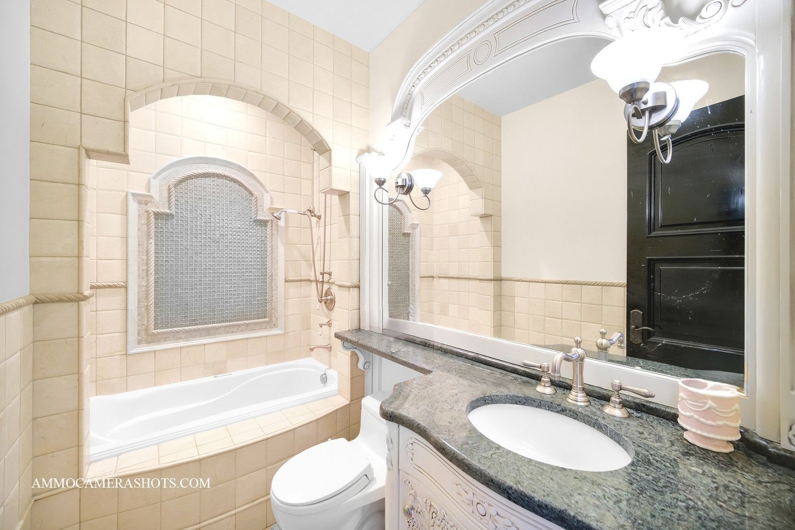 South Barrington, Illinois, 60010, United States, 5 Bedrooms Bedrooms, ,7 BathroomsBathrooms,Residential,Active,1960172