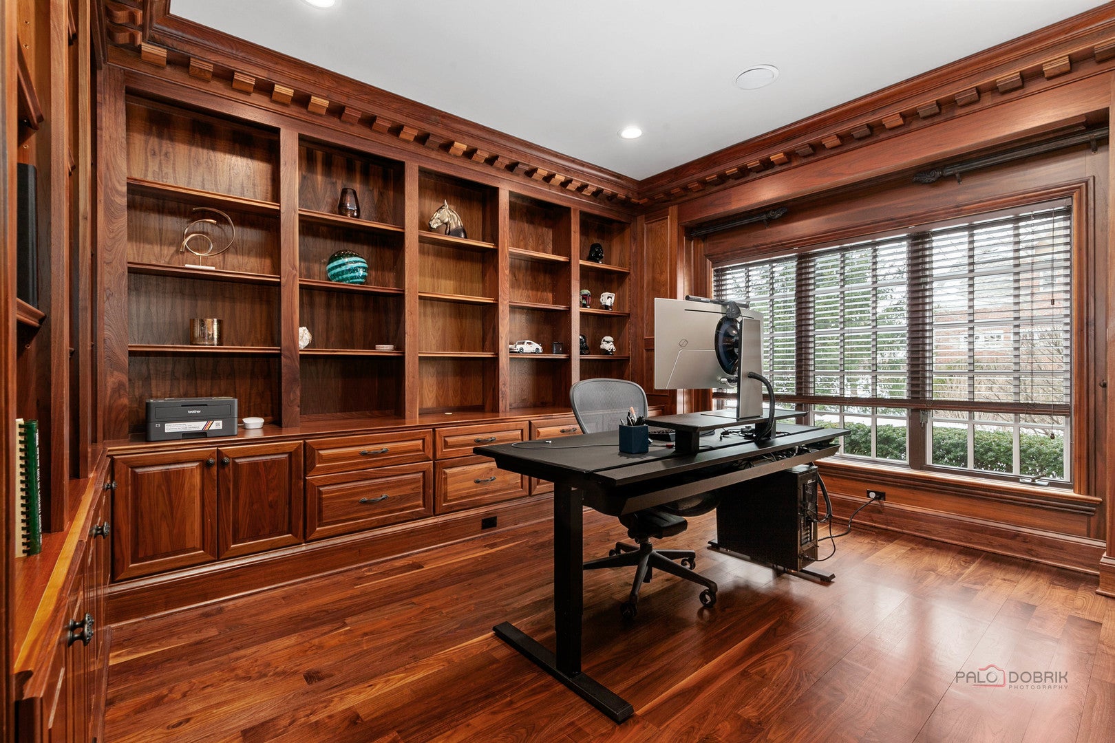 Lake Forest, Illinois, 60045, United States, 5 Bedrooms Bedrooms, ,5 BathroomsBathrooms,Residential,Contingent,2015476