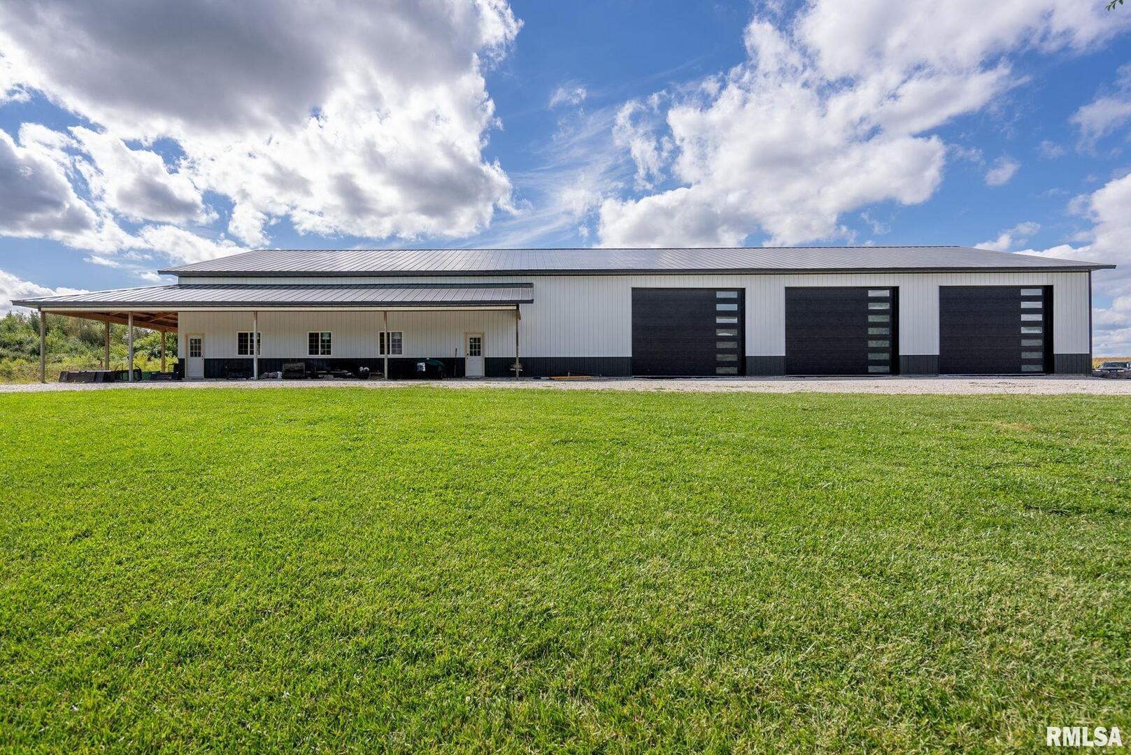 Geneseo, Illinois, 61254, United States, 3 Bedrooms Bedrooms, ,3 BathroomsBathrooms,Residential,Active,2011424