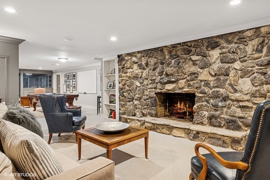 Barrington Hills, Illinois, 60010, United States, 6 Bedrooms Bedrooms, ,5 BathroomsBathrooms,Residential,Active,1987275