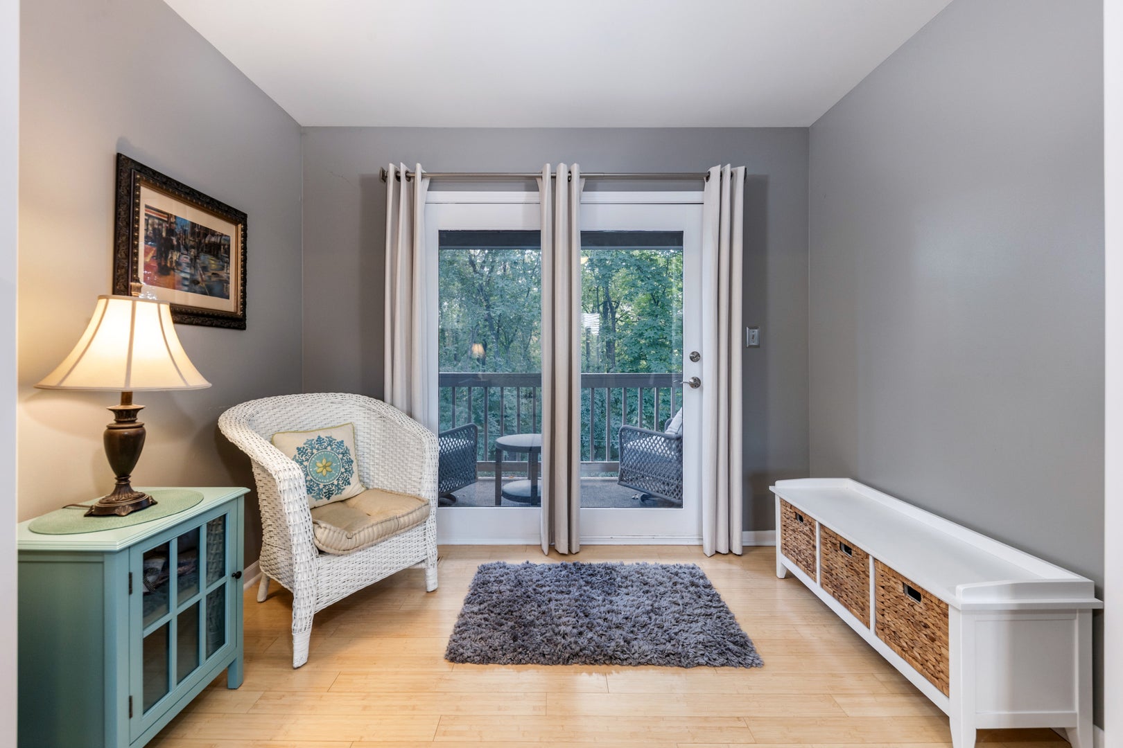 Naperville, Illinois, 60565, United States, 5 Bedrooms Bedrooms, ,4 BathroomsBathrooms,Residential,Active,1959981