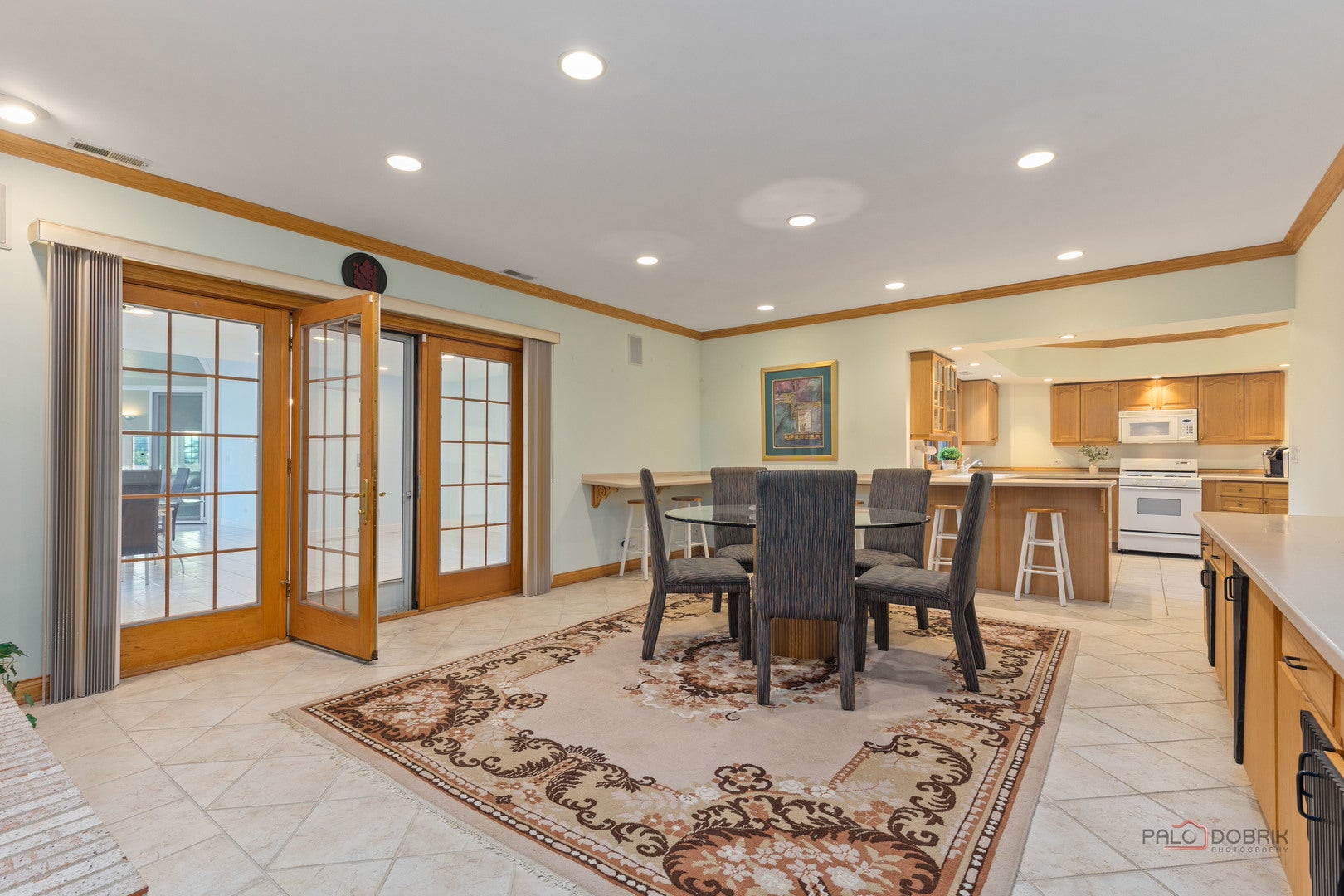 Wadsworth, Illinois, 60083, United States, 6 Bedrooms Bedrooms, ,10 BathroomsBathrooms,Residential,Active,1945842