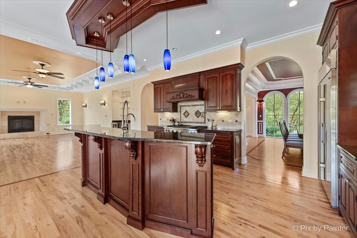 Lake Forest, Illinois, 60045, United States, 4 Bedrooms Bedrooms, ,6 BathroomsBathrooms,Residential,Active,1954434