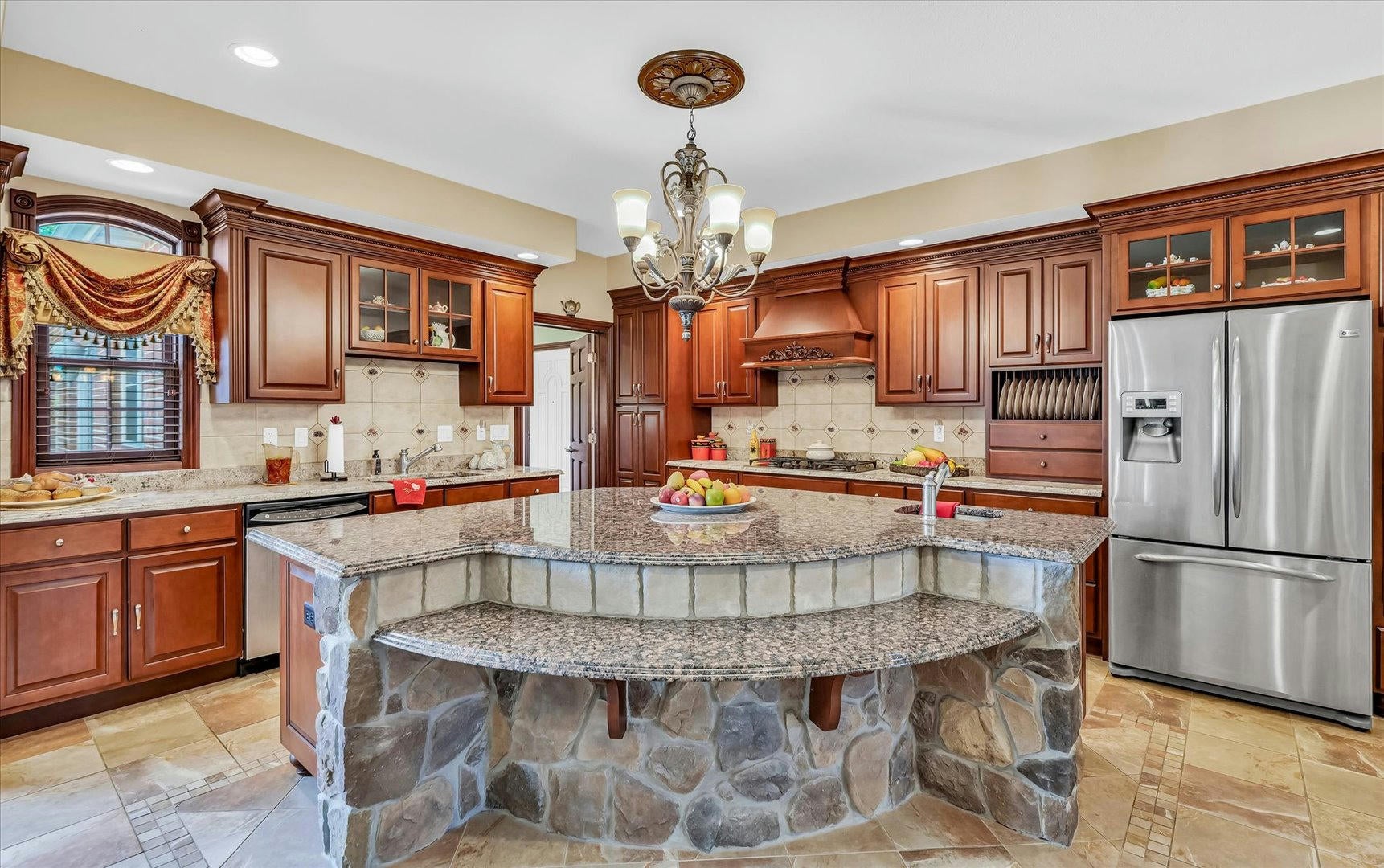 Champaign, Illinois, 61822, United States, ,Residential,Active,1701852