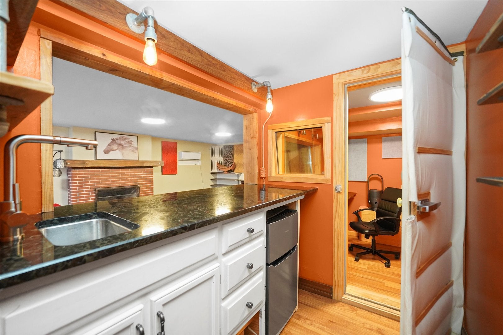 Oak Park, Illinois, 60302, United States, 5 Bedrooms Bedrooms, ,6 BathroomsBathrooms,Residential,Active,1953721