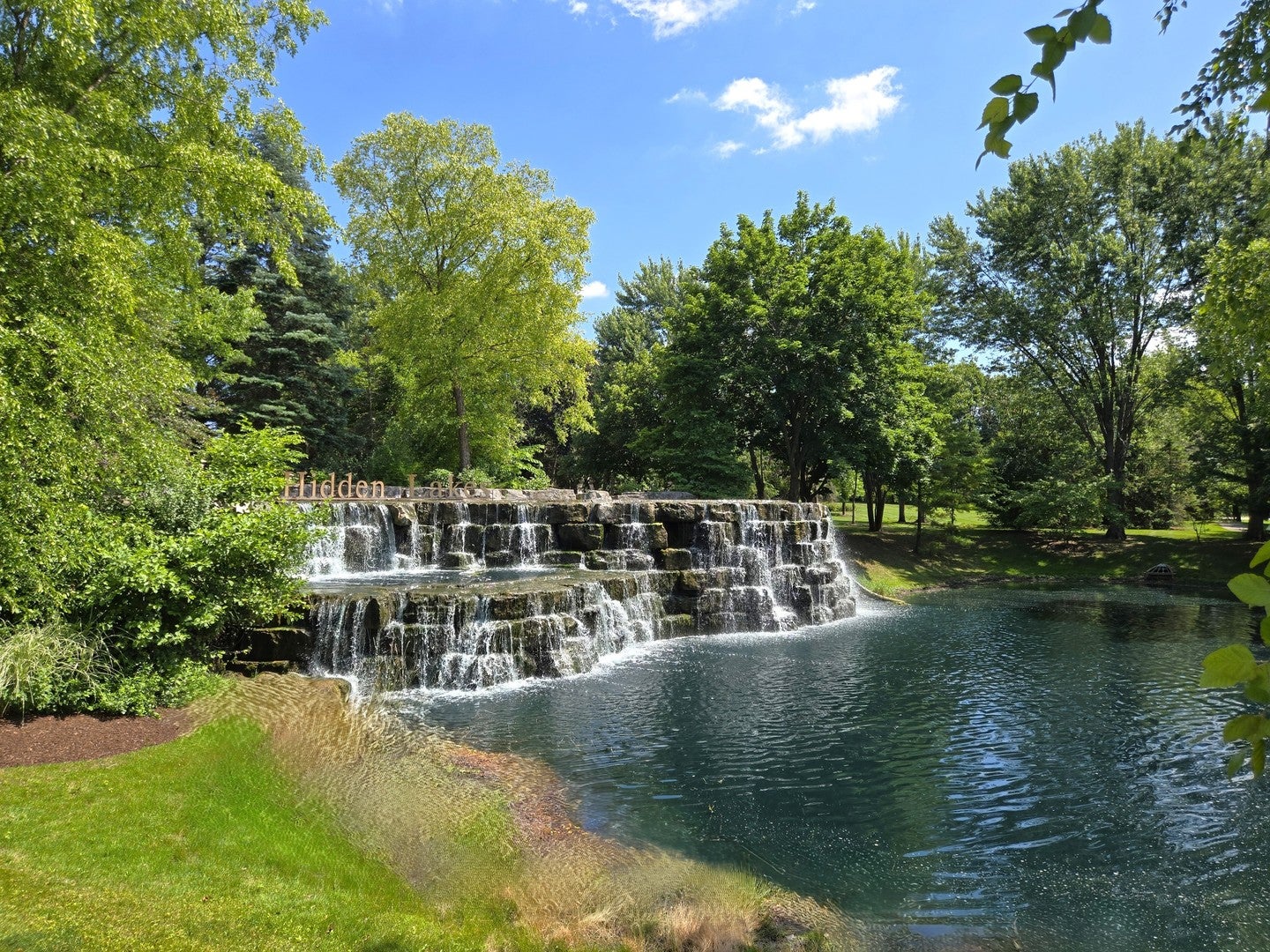 South Barrington, Illinois, 60010, United States, 5 Bedrooms Bedrooms, ,7 BathroomsBathrooms,Residential,Active,1960172