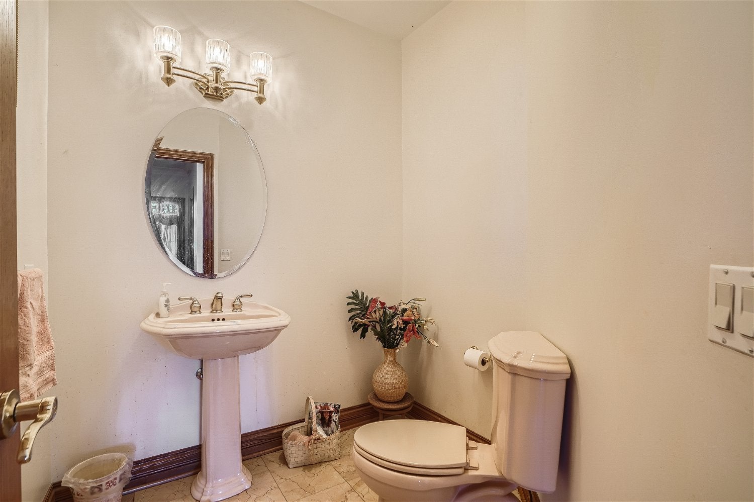 Wadsworth, Illinois, 60083, United States, ,6 BathroomsBathrooms,Residential,Active,1753516