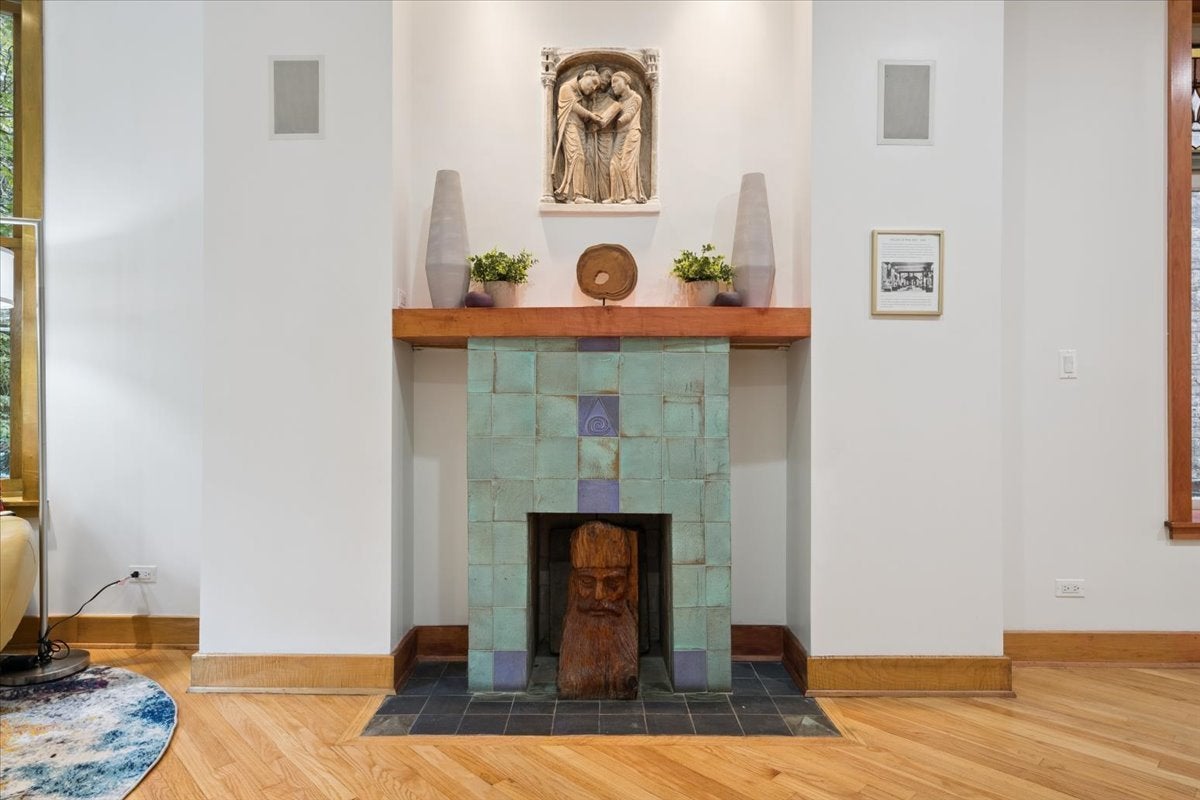 Chicago, Illinois, 60614, United States, 4 Bedrooms Bedrooms, ,5 BathroomsBathrooms,Residential,Active,1922312