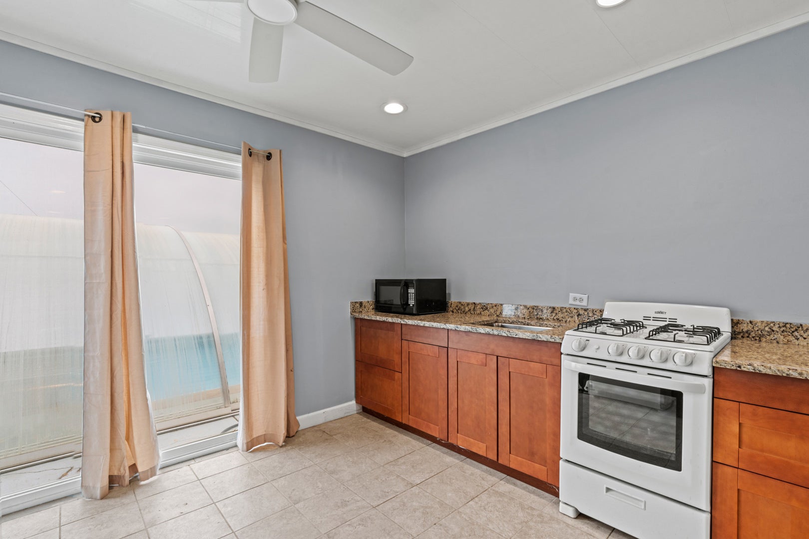 Wauconda, Illinois, 60084, United States, 3 Bedrooms Bedrooms, ,3 BathroomsBathrooms,Residential,Active,1798086