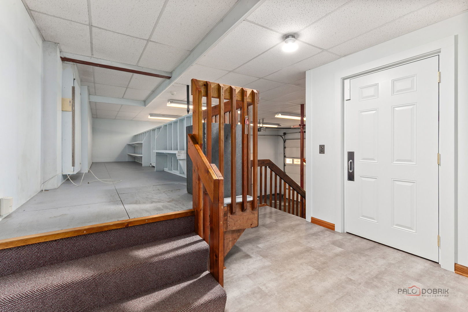 Mundelein, Illinois, 60060, United States, 4 Bedrooms Bedrooms, ,5 BathroomsBathrooms,Residential,Active,1934797