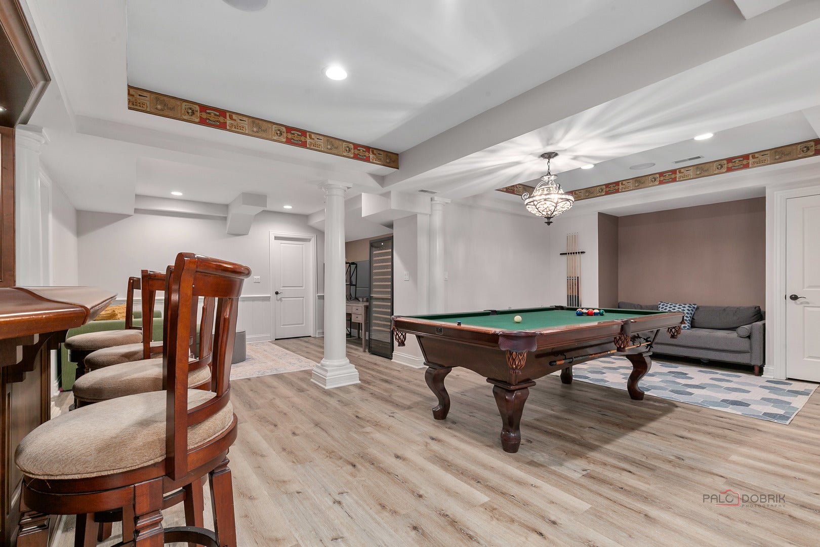 Lake Forest, Illinois, 60045, United States, 5 Bedrooms Bedrooms, ,5 BathroomsBathrooms,Residential,Contingent,2015476