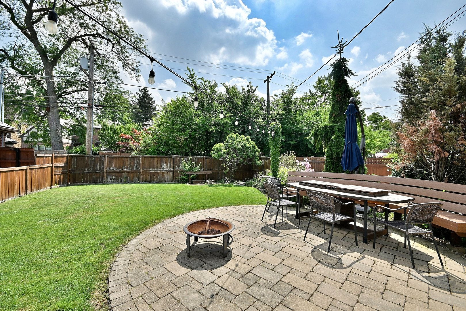 Oak Park, Illinois, 60302, United States, 7 Bedrooms Bedrooms, ,6 BathroomsBathrooms,Residential,Active,1894236