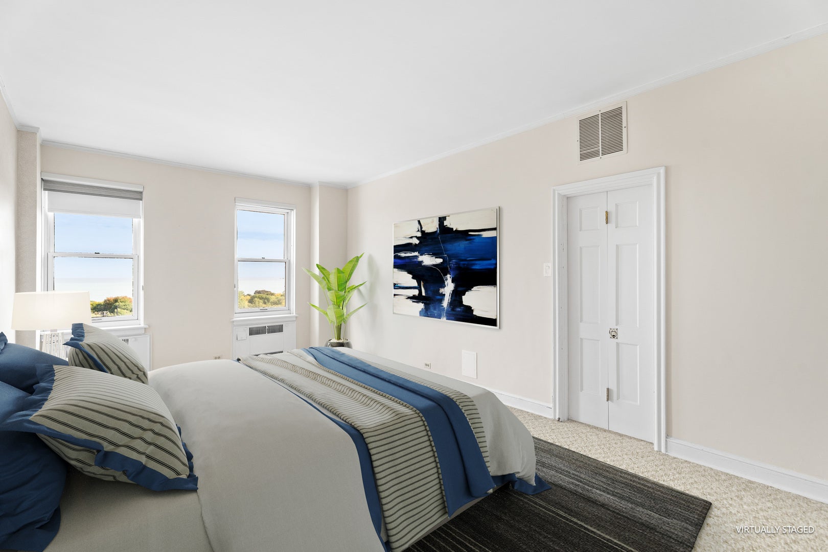 Chicago, Illinois, 60657, United States, 5 Bedrooms Bedrooms, ,4 BathroomsBathrooms,Residential,Active,1990638