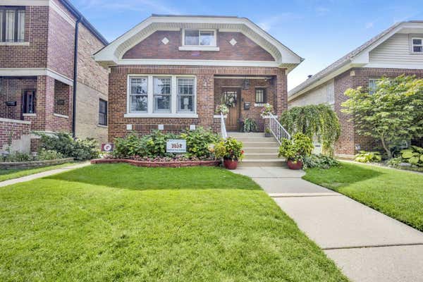 2443 W BERENICE AVE, CHICAGO, IL 60618 - Image 1