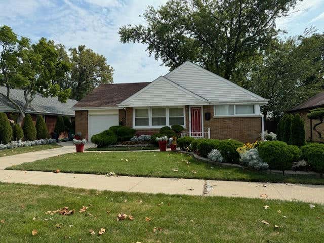 1137 NEWCASTLE AVE, WESTCHESTER, IL 60154, photo 1 of 11