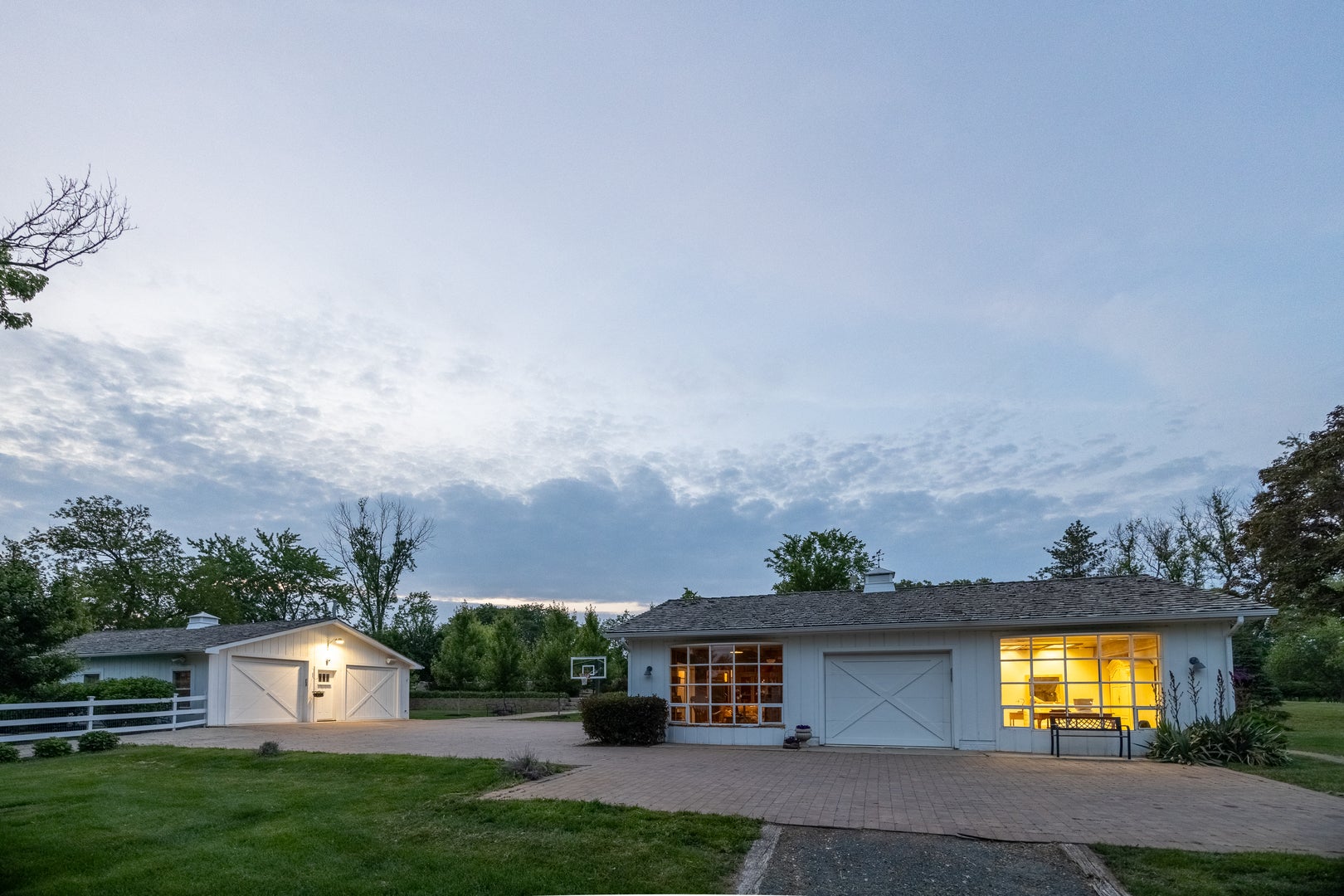 Barrington Hills, Illinois, 60010, United States, 6 Bedrooms Bedrooms, ,5 BathroomsBathrooms,Residential,Active,1987275