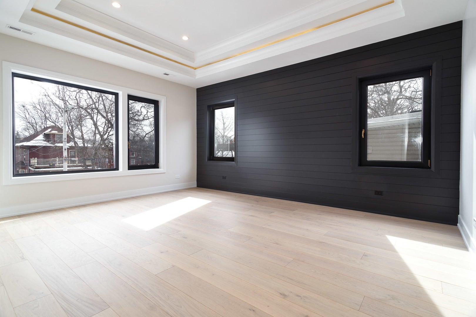 Chicago, Illinois, 60618, United States, 5 Bedrooms Bedrooms, ,5 BathroomsBathrooms,Residential,Active,1965820