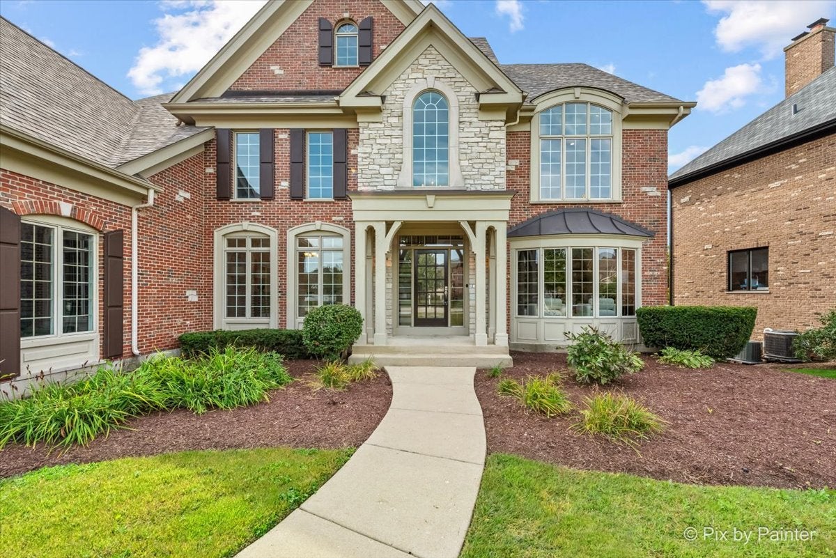 St. Charles, Illinois, 60175, United States, 5 Bedrooms Bedrooms, ,5 BathroomsBathrooms,Residential,Active,1959536