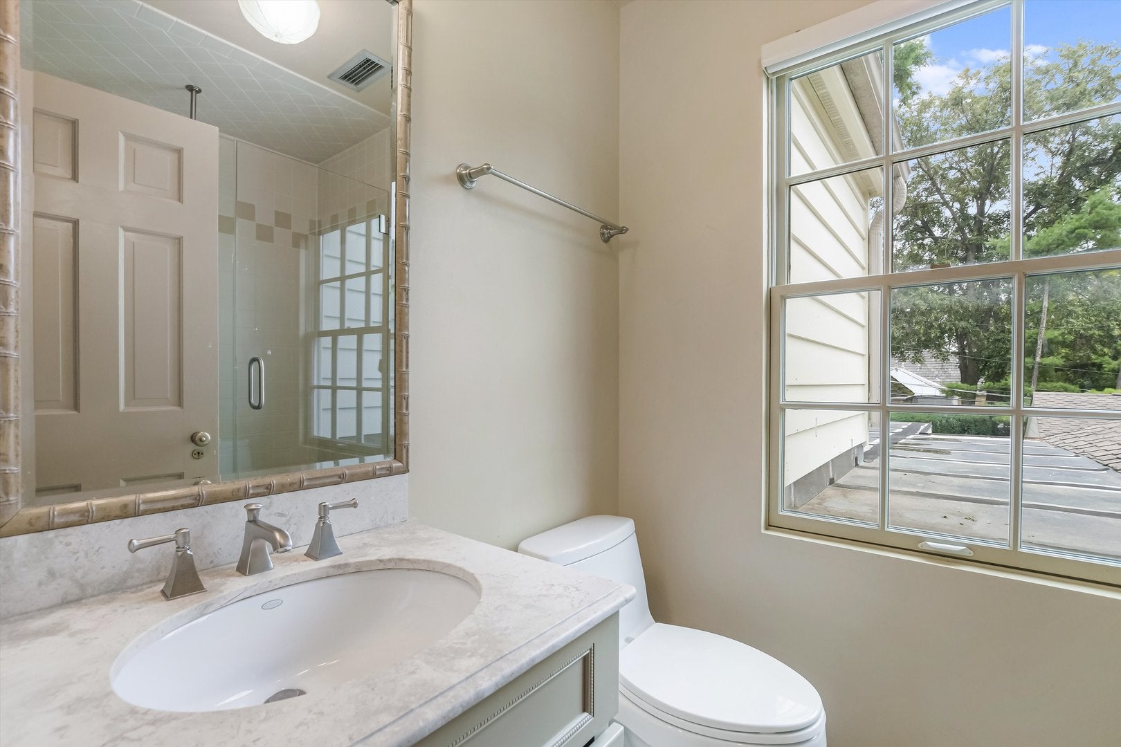 Park Ridge, Illinois, 60068, United States, 4 Bedrooms Bedrooms, ,4 BathroomsBathrooms,Residential,Active,1902948