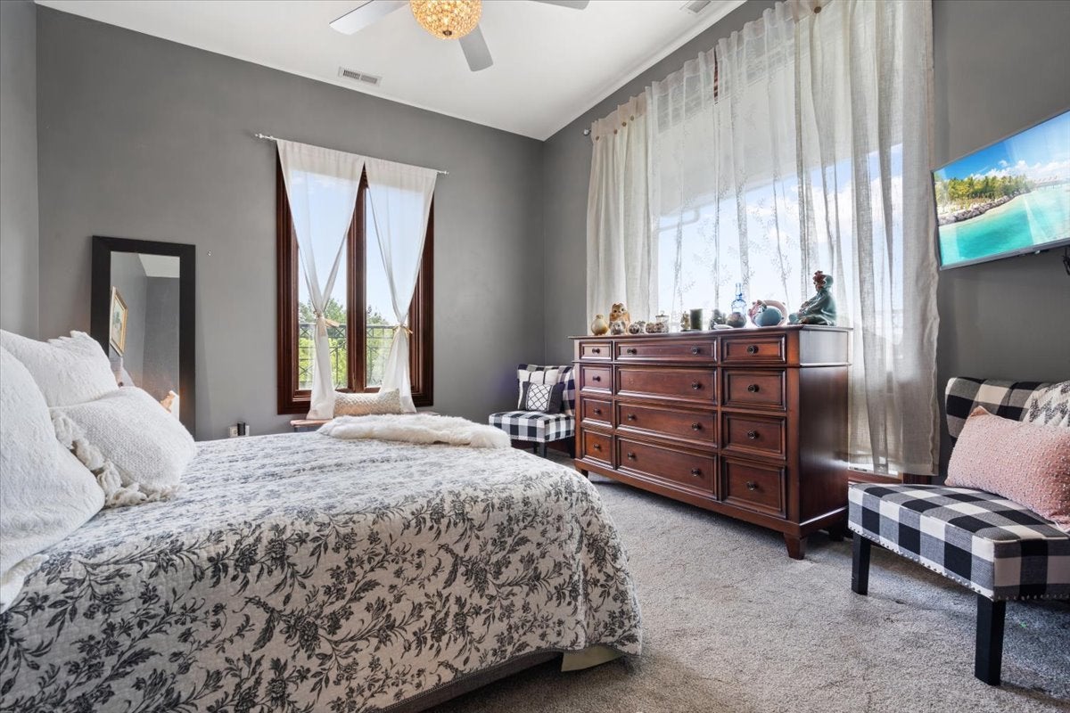 Barrington, Illinois, 60010, United States, 5 Bedrooms Bedrooms, ,7 BathroomsBathrooms,Residential,Active,1914793