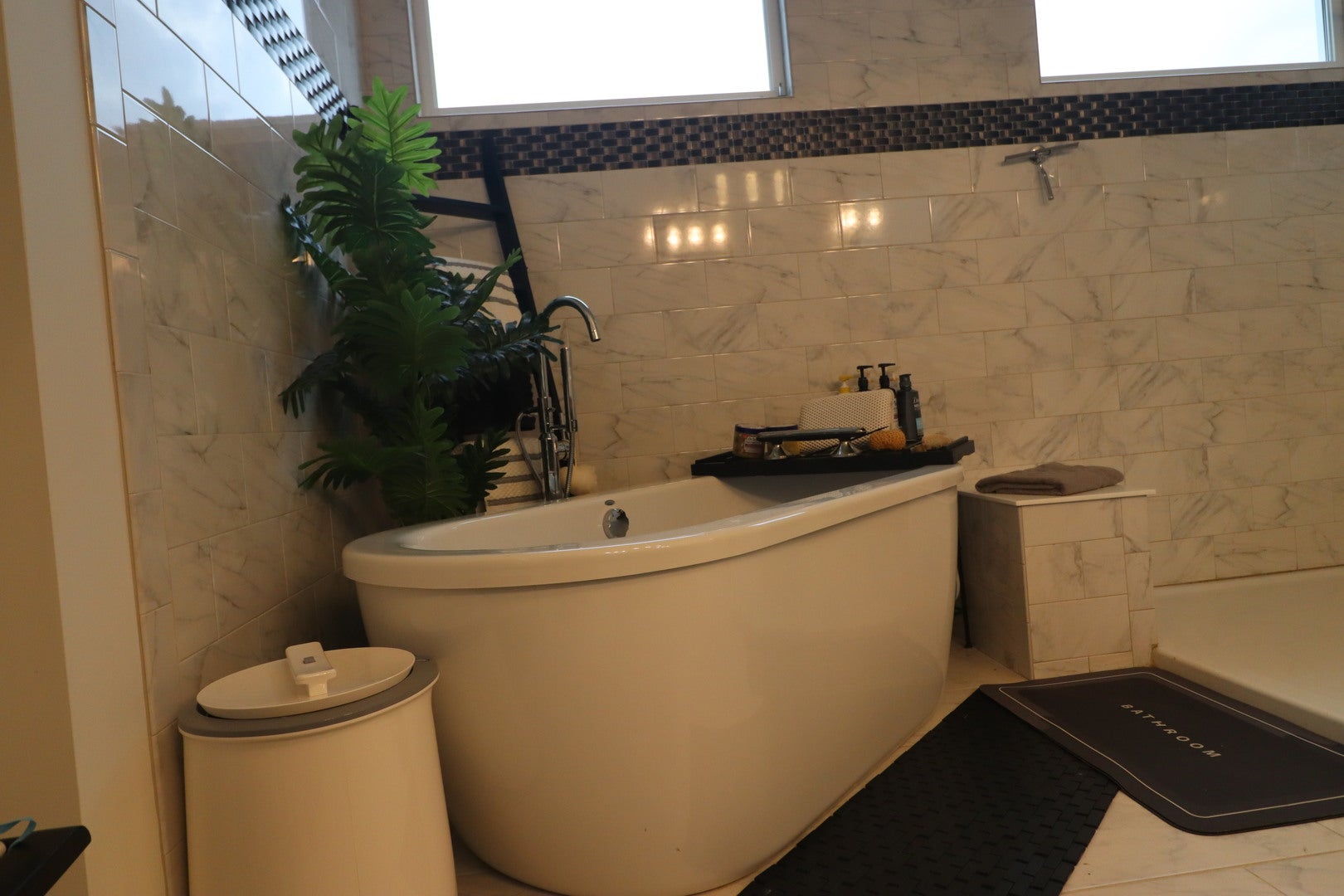 Naperville, Illinois, 60564, United States, 4 Bedrooms Bedrooms, ,3 BathroomsBathrooms,Residential,Active,1914808