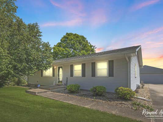 304 W POPLAR ST, HEYWORTH, IL 61745 - Image 1