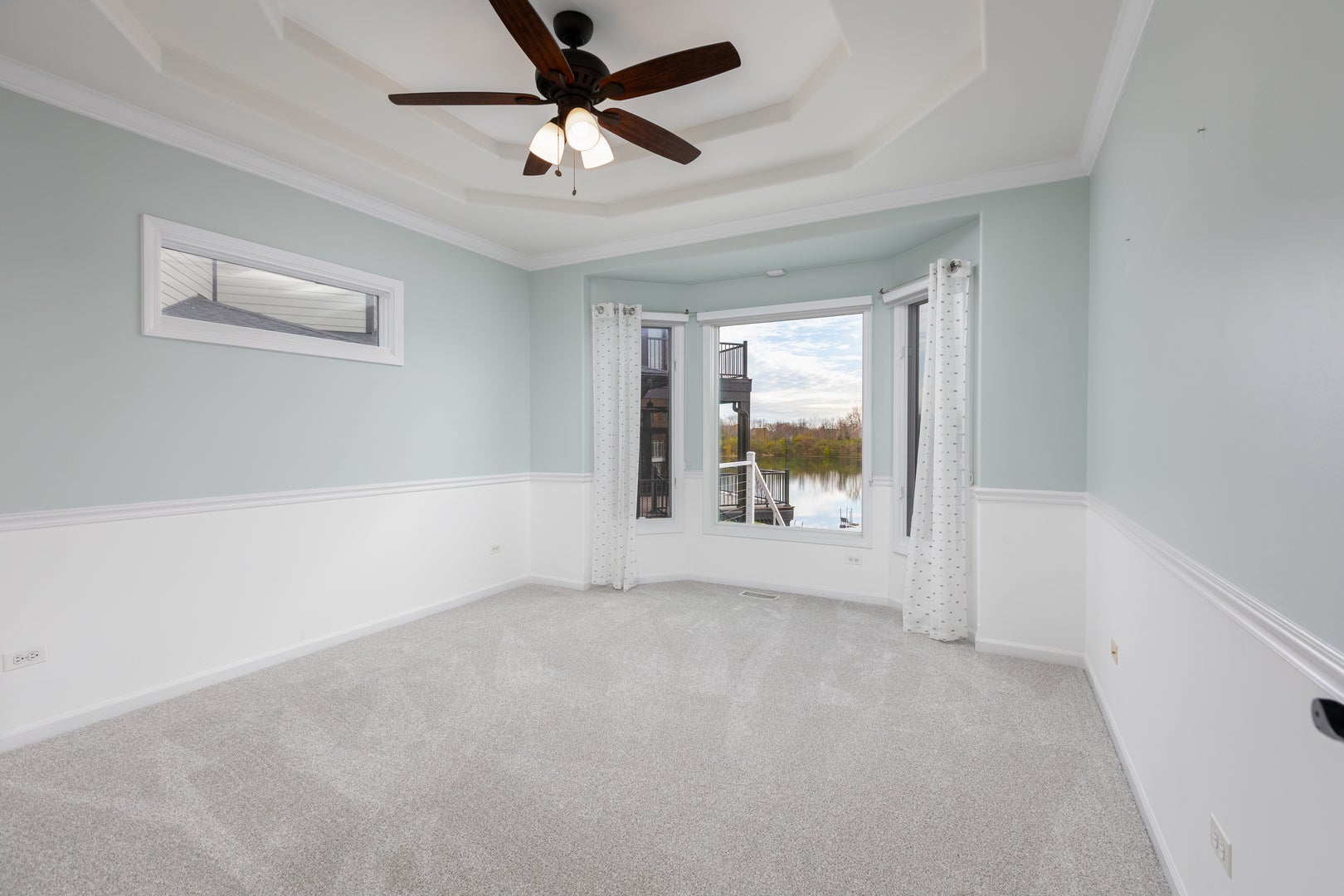 Plainfield, Illinois, 60585, United States, 5 Bedrooms Bedrooms, ,5 BathroomsBathrooms,Residential,Active,1995256