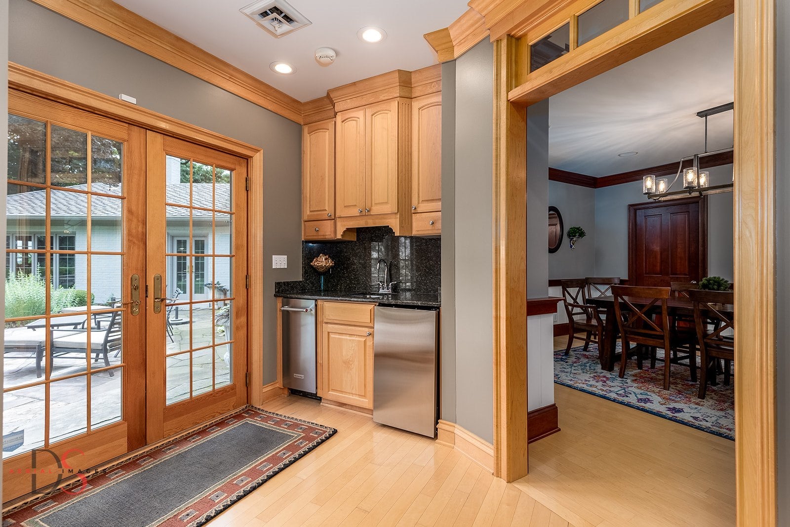 Ottawa, Illinois, 61350, United States, 4 Bedrooms Bedrooms, ,7 BathroomsBathrooms,Residential,Active,1953376