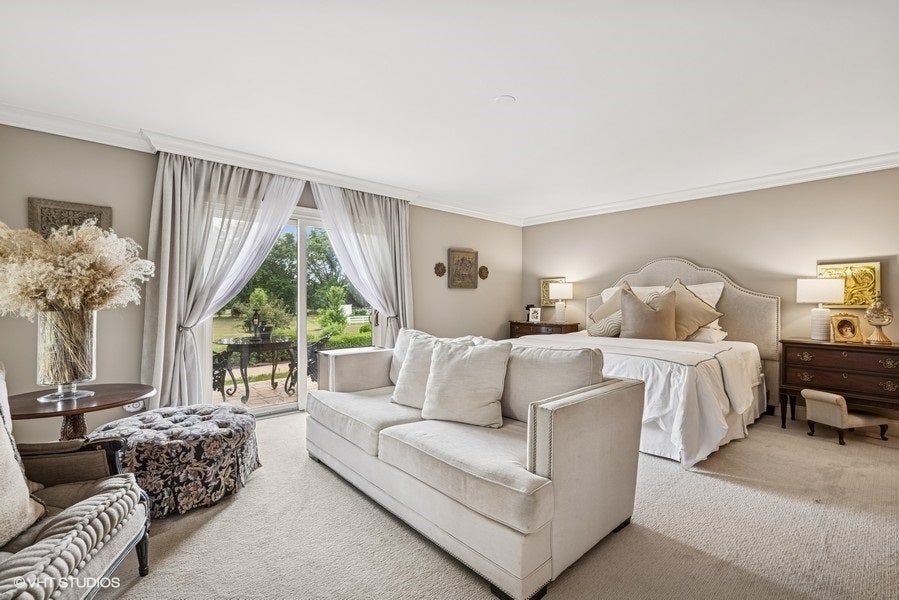 Barrington Hills, Illinois, 60010, United States, 6 Bedrooms Bedrooms, ,5 BathroomsBathrooms,Residential,Active,1987275