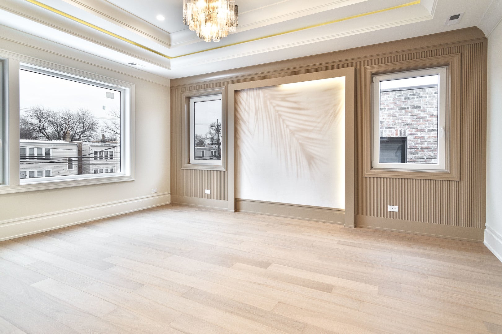 Chicago, Illinois, 60618, United States, 5 Bedrooms Bedrooms, ,5 BathroomsBathrooms,Residential,Active,2007948