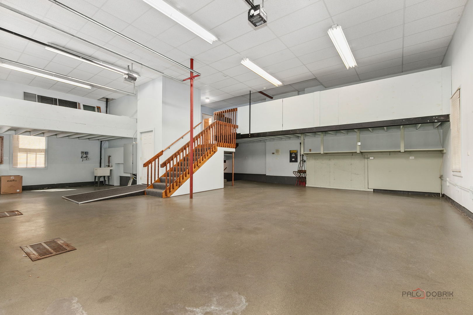 Mundelein, Illinois, 60060, United States, 4 Bedrooms Bedrooms, ,5 BathroomsBathrooms,Residential,Active,1934797