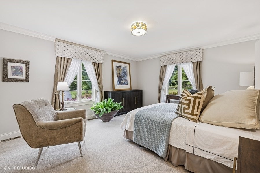 Barrington Hills, Illinois, 60010, United States, 6 Bedrooms Bedrooms, ,5 BathroomsBathrooms,Residential,Active,1987275