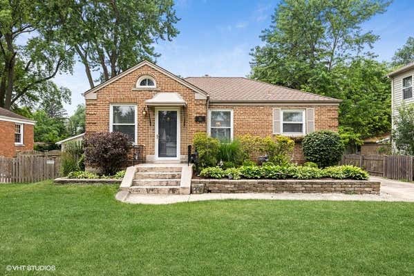 22 HIAWATHA DR, CLARENDON HILLS, IL 60514 - Image 1