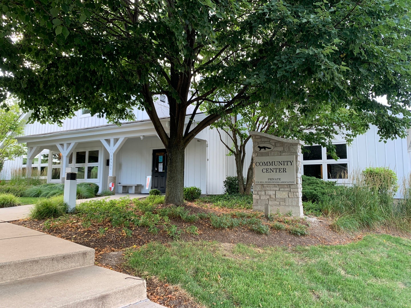 St. Charles, Illinois, 60175, United States, 5 Bedrooms Bedrooms, ,5 BathroomsBathrooms,Residential,Active,1959536