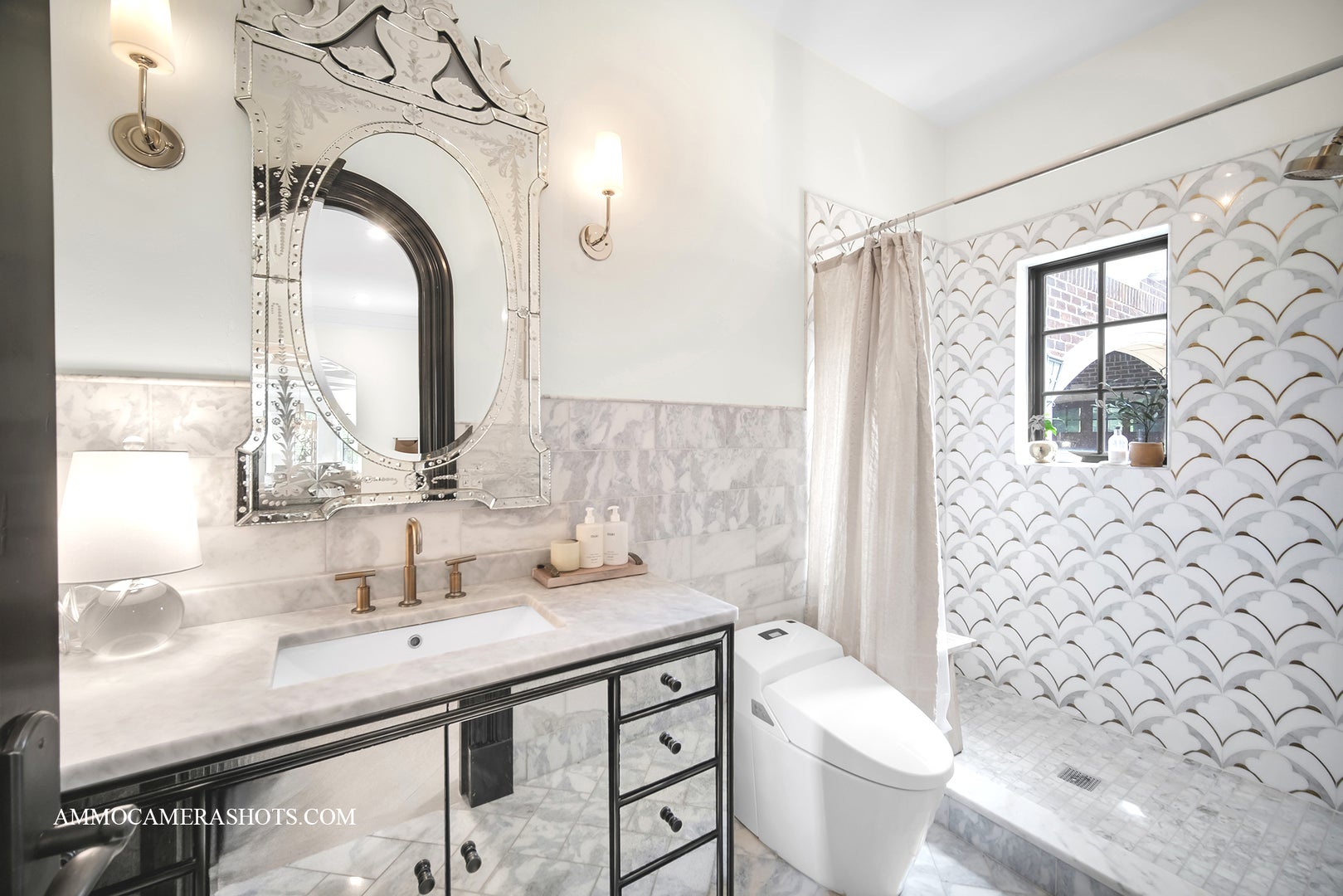 South Barrington, Illinois, 60010, United States, 5 Bedrooms Bedrooms, ,7 BathroomsBathrooms,Residential,Active,1960172