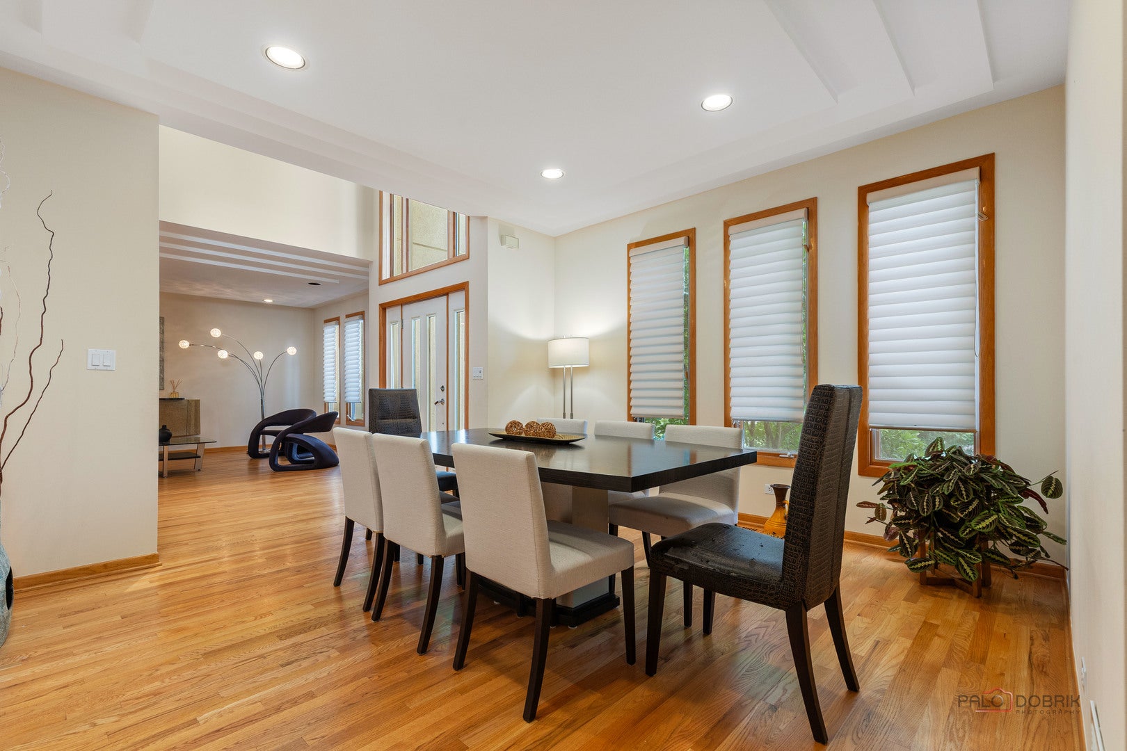 Buffalo Grove, Illinois, 60089, United States, 4 Bedrooms Bedrooms, ,5 BathroomsBathrooms,Residential,Active,1920276