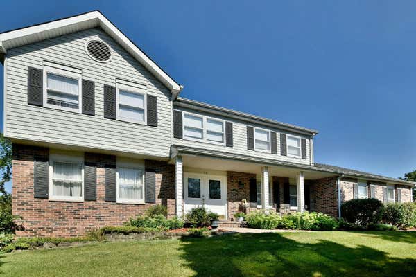 16 HOBSON CT, WOODRIDGE, IL 60517 - Image 1