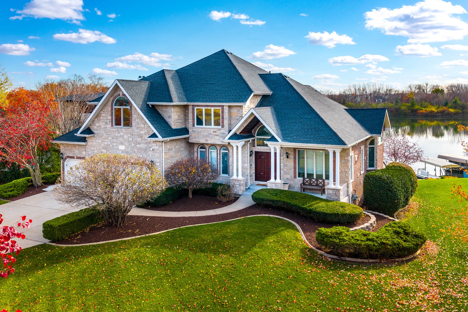 Plainfield, Illinois, 60585, United States, 5 Bedrooms Bedrooms, ,5 BathroomsBathrooms,Residential,Active,1995256