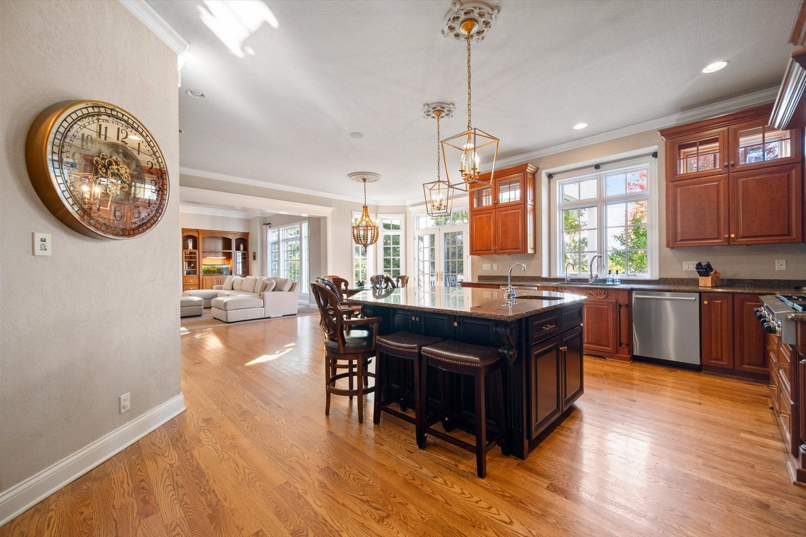 Geneva, Illinois, 60134, United States, 5 Bedrooms Bedrooms, ,7 BathroomsBathrooms,Residential,Active,1971016