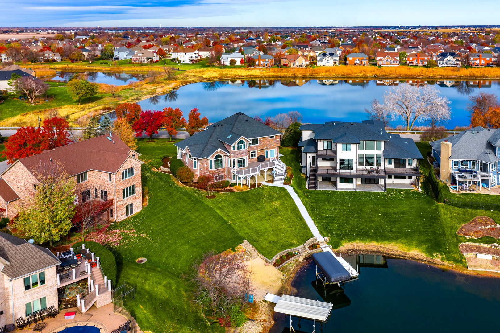 Plainfield, Illinois, 60585, United States, 5 Bedrooms Bedrooms, ,5 BathroomsBathrooms,Residential,Active,1995256