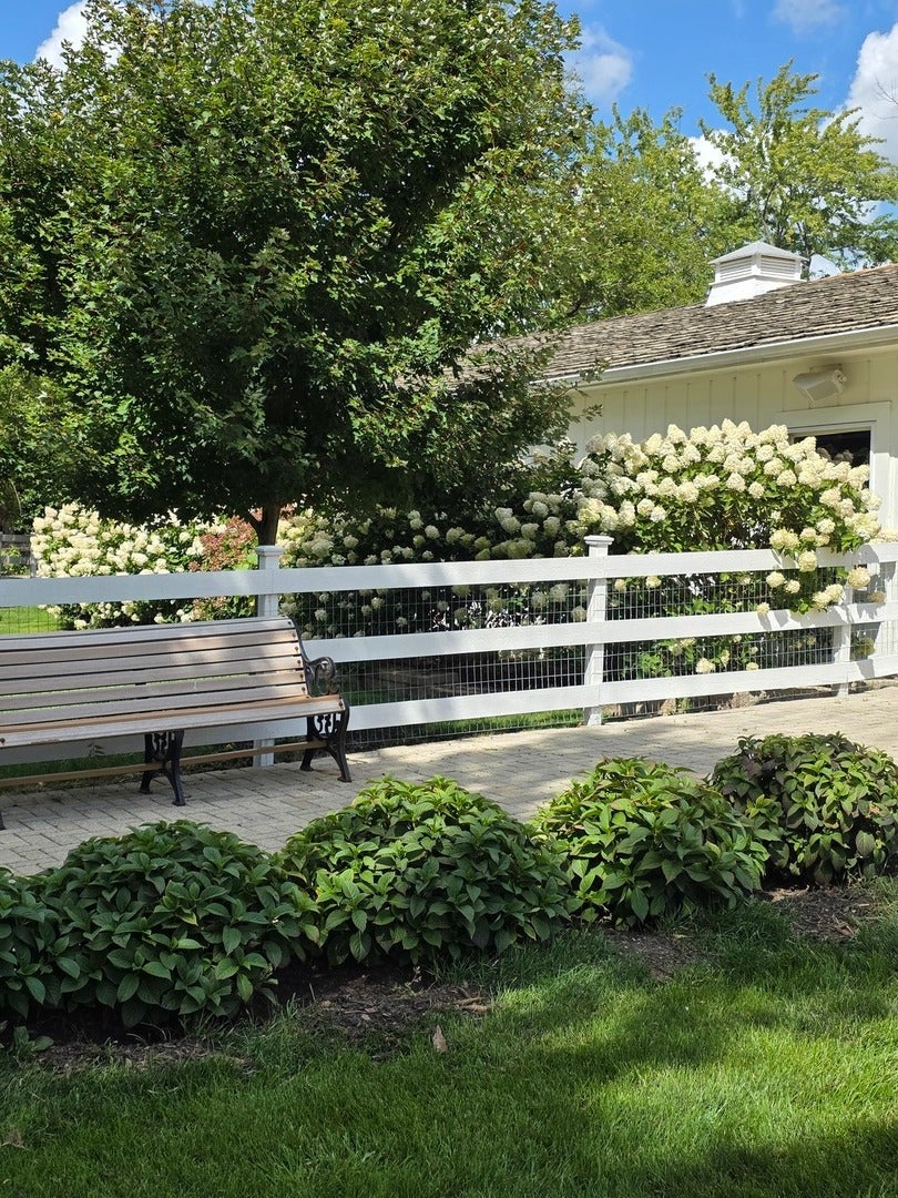 Barrington Hills, Illinois, 60010, United States, 6 Bedrooms Bedrooms, ,5 BathroomsBathrooms,Residential,Active,1987275