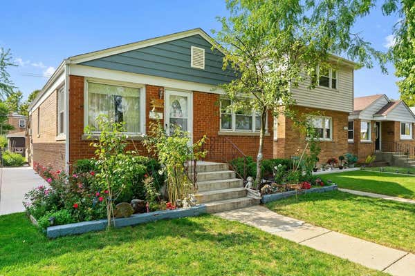 3033 W HOWARD ST, CHICAGO, IL 60645 - Image 1