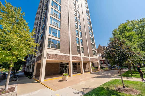 5401 S HYDE PARK BLVD APT 302, CHICAGO, IL 60615 - Image 1