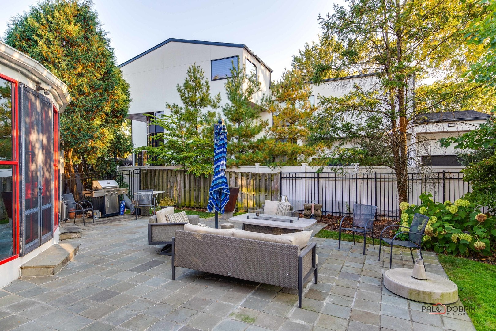 Northbrook, Illinois, 60062, United States, 6 Bedrooms Bedrooms, ,6 BathroomsBathrooms,Residential,Active,1929464