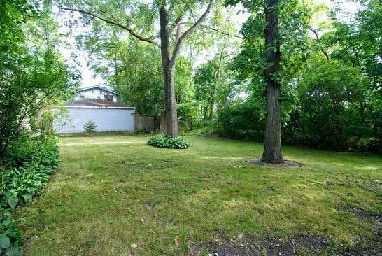 826 HUMBOLDT AVE, WINNETKA, IL 60093, photo 4 of 10