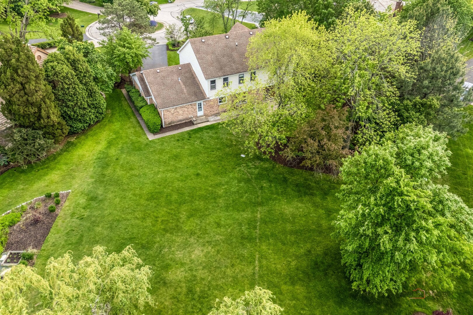 Lincolnshire, Illinois, 60045, United States, 5 Bedrooms Bedrooms, ,4 BathroomsBathrooms,Residential,Active,1885006